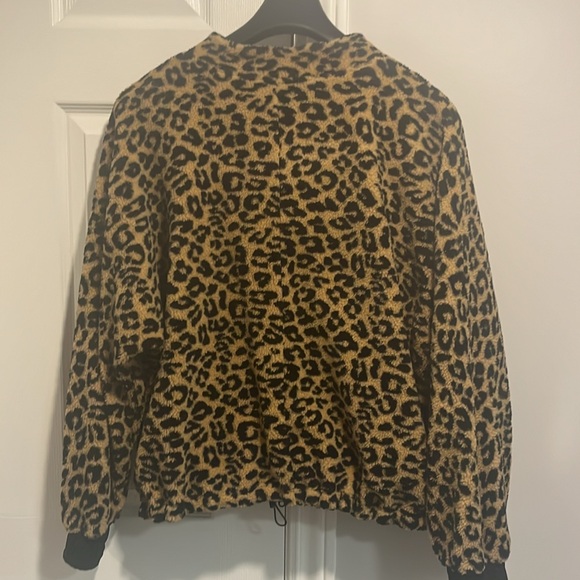 NWOT Koral teddy style coat. Size S - Picture 5 of 5